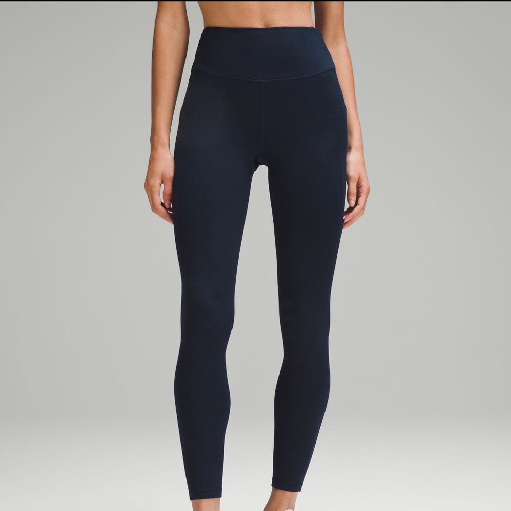 NWOT Lululemon Fast and Free 28inch leggings size 10 in True Navy